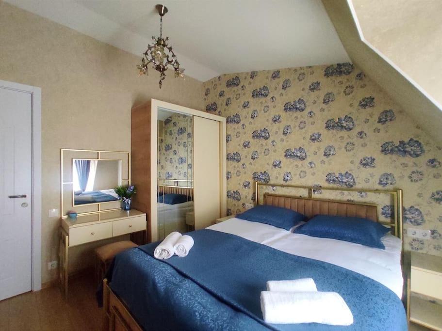 Apartment In Agmashenebeli Tiflis Exterior foto